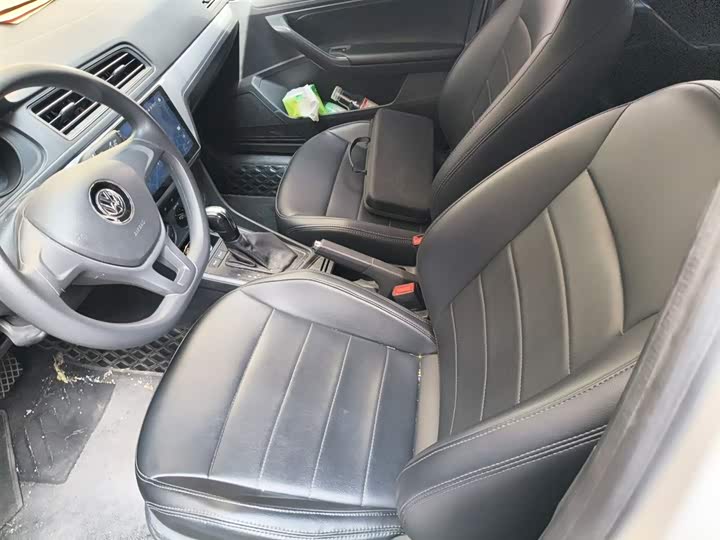 Фото 8 - Volkswagen Lavida