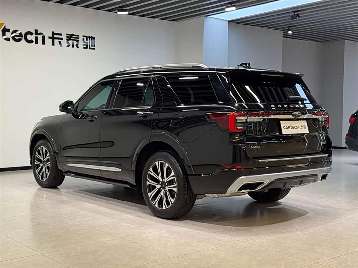 Ford Explorer 2024 2024款 2.3T EcoBoost 四驱钛金版 6座