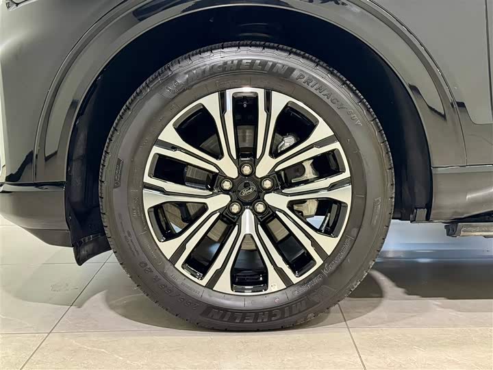 Ford Explorer 2024 2024款 2.3T EcoBoost 四驱钛金版 6座