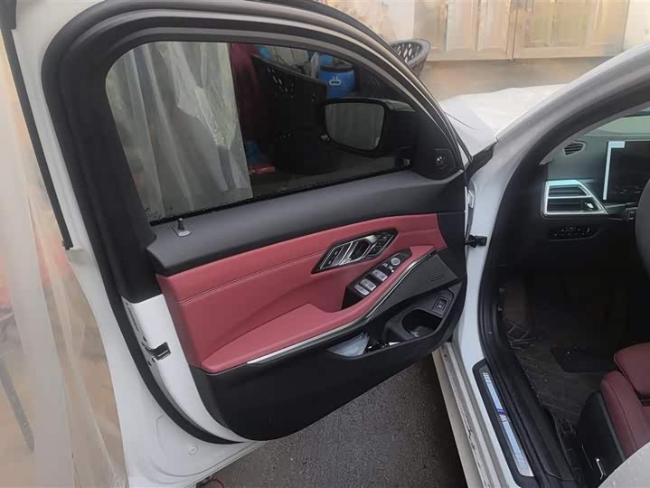 BMW 3 Series 2025 2025款 330i M运动曜夜套装