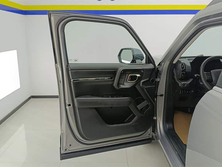 Photo 7 - Haval H-Dog