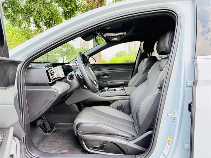 Фото 4 - BYD Qin L