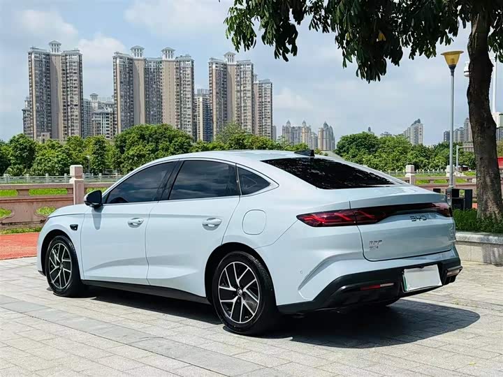 Фото 7 - BYD Qin L