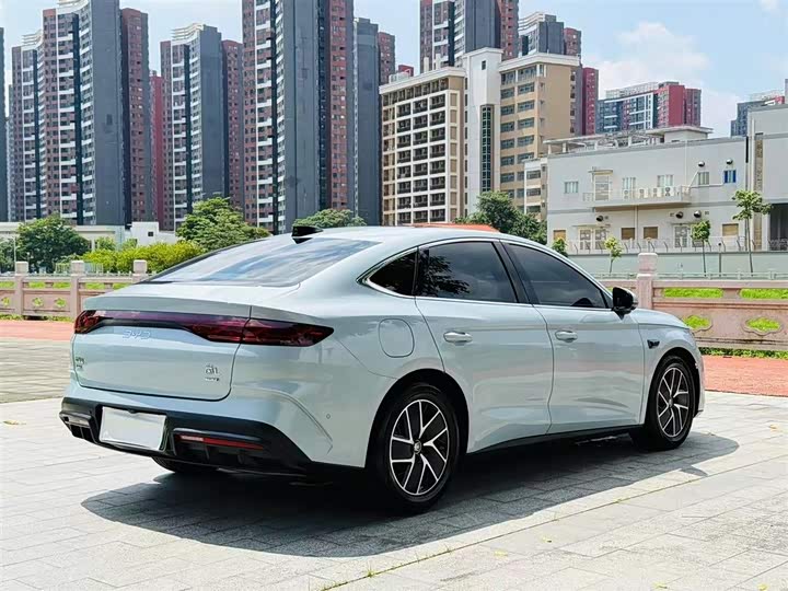 Фото 9 - BYD Qin L