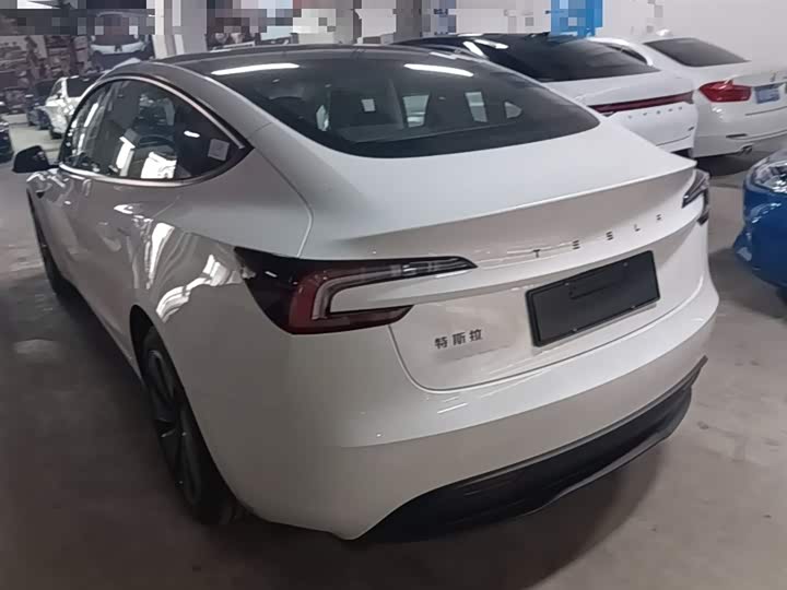 Tesla Model 3 2025 2025款 改款 后轮驱动版