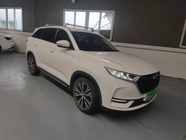 Photo 4 - Changan Oshan X7