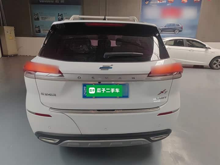 Photo 6 - Changan Oshan X7