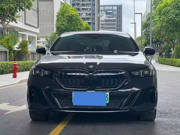 BMW i5 2025 2025款 eDrive 40L M运动套装