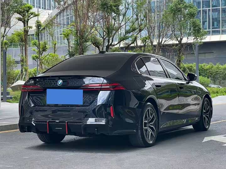 BMW i5 2025 2025款 eDrive 40L M运动套装