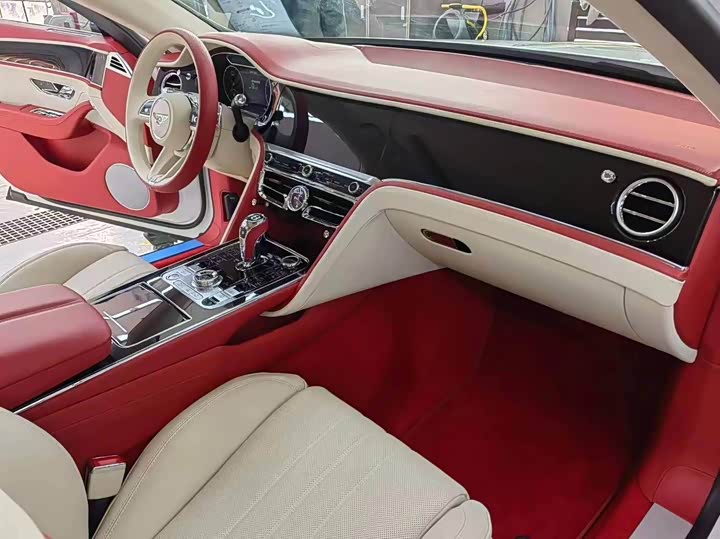 Bentley Flying Spur 2024 2024款 4.0T V8 标准版