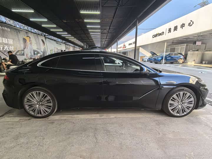 2024 Denza Z9