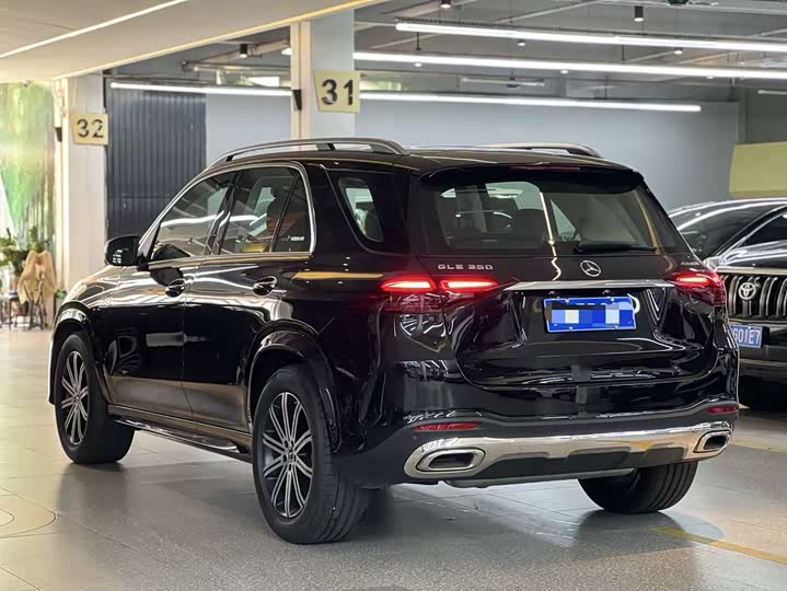 Фото 6 - Mercedes-Benz GLE-Class