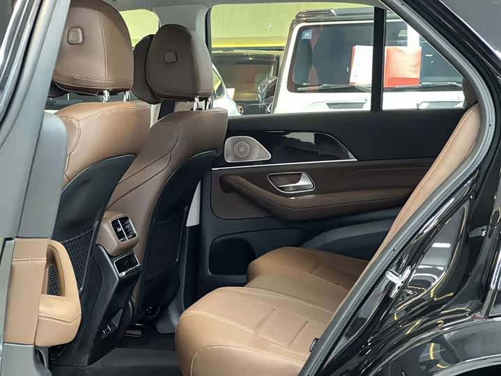 Фото 9 - Mercedes-Benz GLE-Class