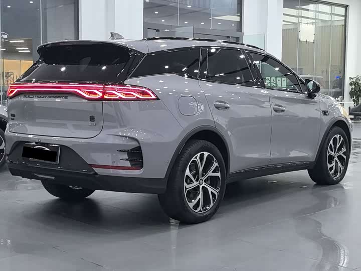 2025 BYD Tang Hybrid/EV