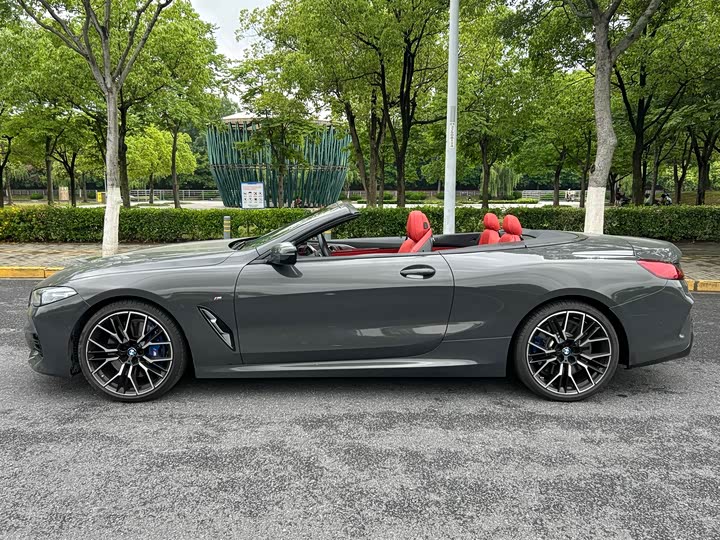 BMW 8 Series 2022 2022款 840i 敞篷轿跑车 M运动套装