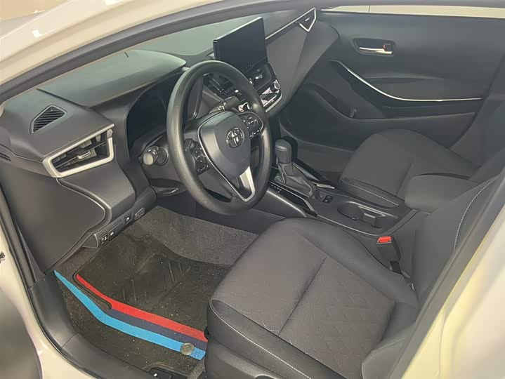 Фото 7 - Toyota Corolla