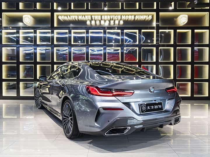 2022 BMW 8 Series