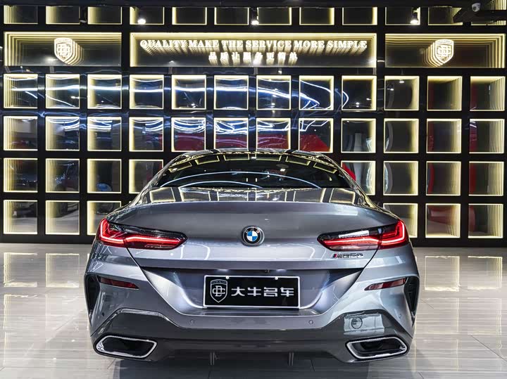 2022 BMW 8 Series