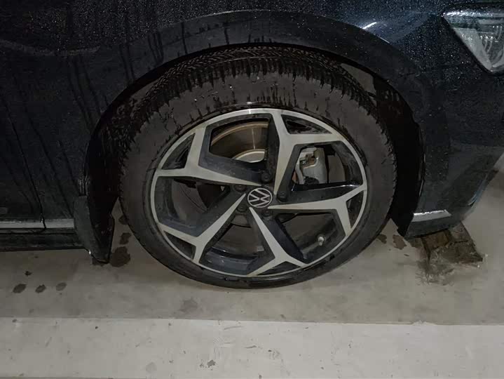 Фото 6 - Volkswagen Magotan