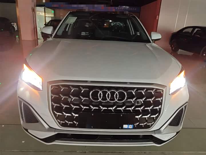 2025 Audi Q2L
