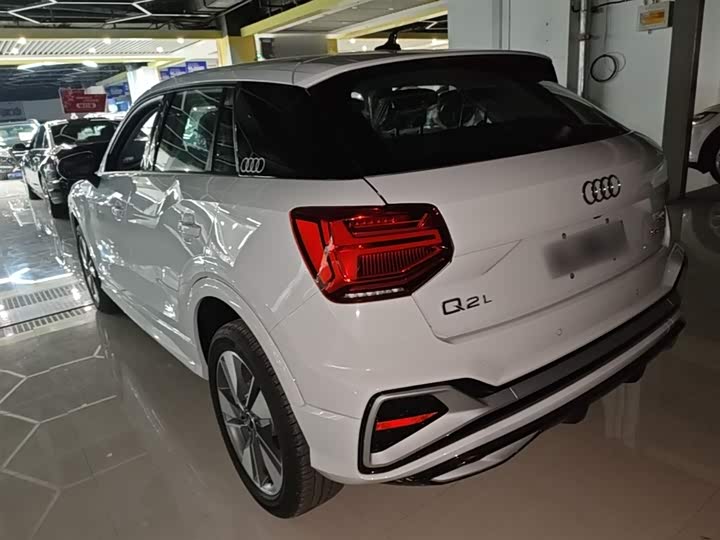 2025 Audi Q2L