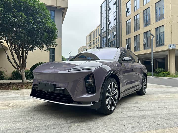 Фото 1 - Nio EC6