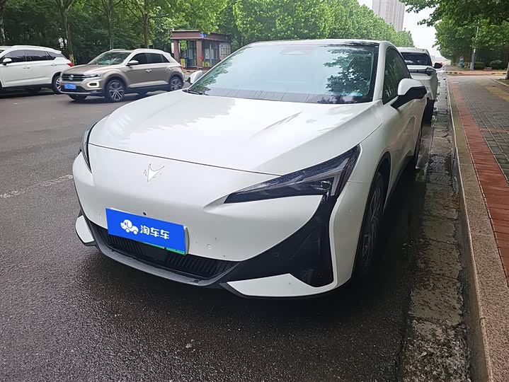 BAIC Arcfox Alpha S5 2025 2025款 560PRO 185kW