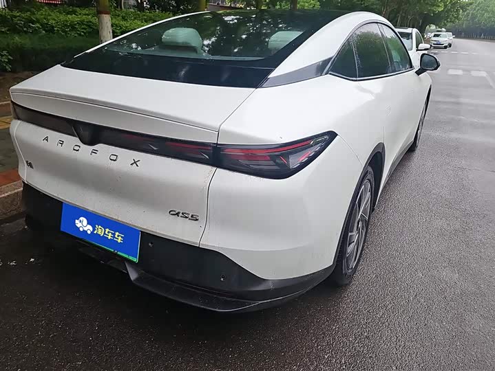 BAIC Arcfox Alpha S5 2025 2025款 560PRO 185kW