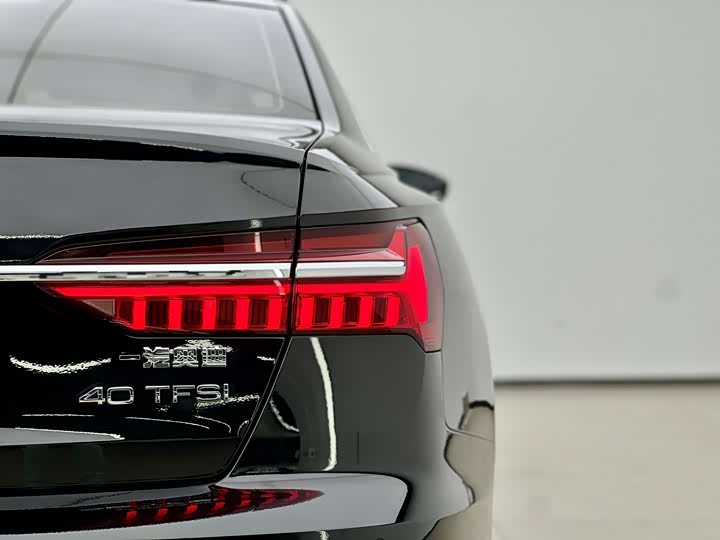 Photo 5 - Audi A6L