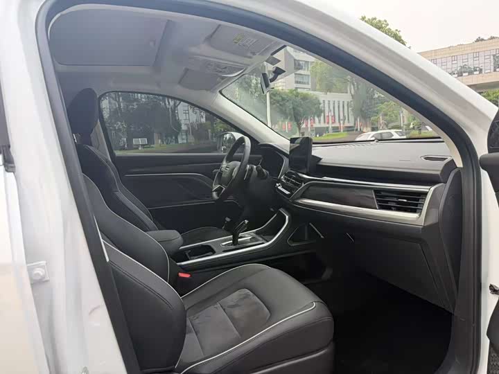 Haval H6 2025 2025款 1.5T 国潮都市版
