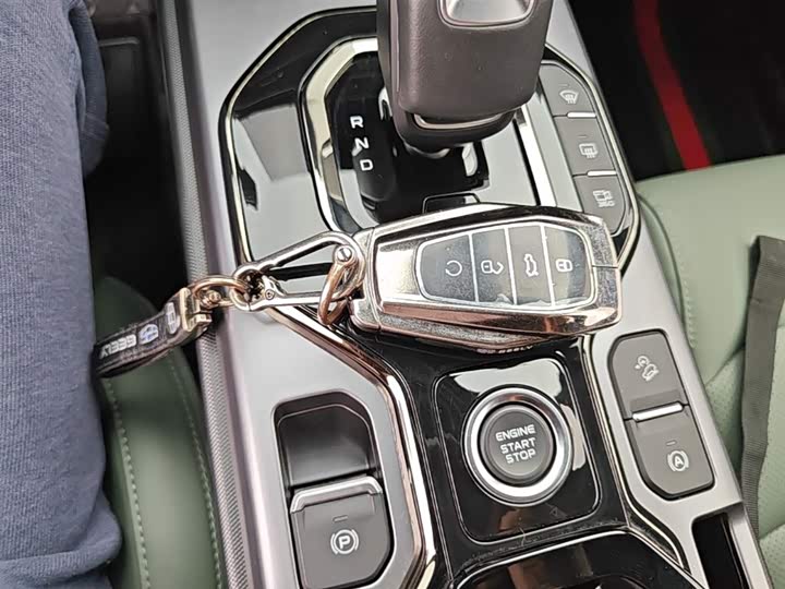 Geely Cowboy 2025 2025款 1.5TD 趣野版