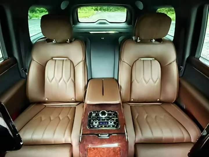 Hongqi LS7 (Guoyao) 2022 2022款 4.0T 尊爵旗舰版 4座