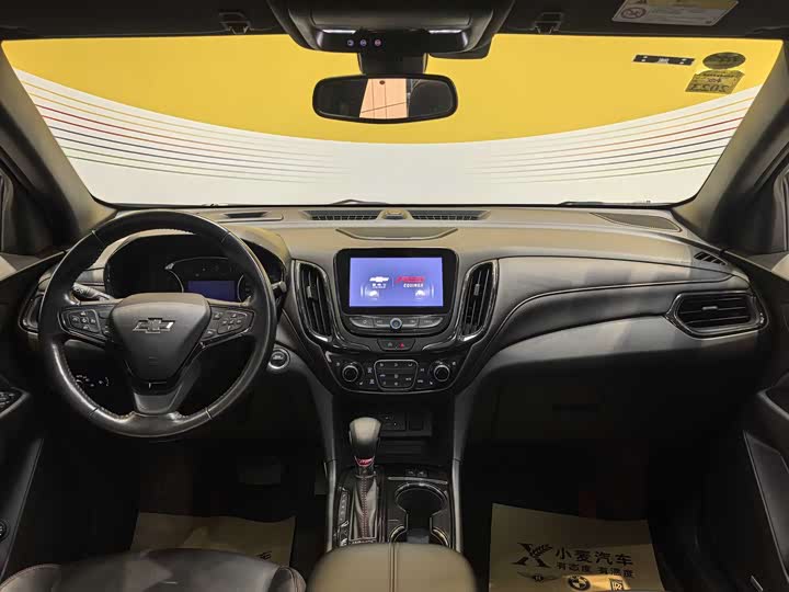 Фото 8 - Chevrolet Equinox