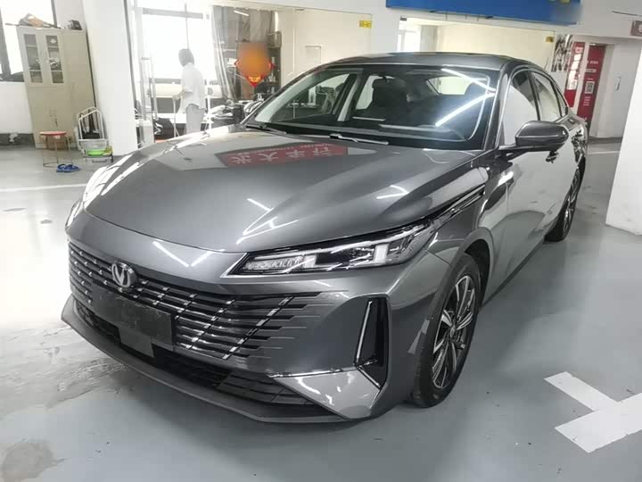 Фото 2 - Changan Eado Plus