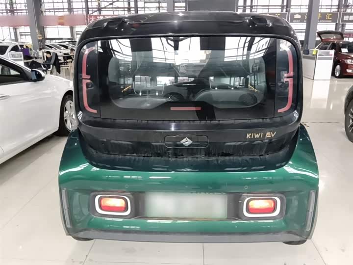 Фото 6 - Baojun KiWi EV