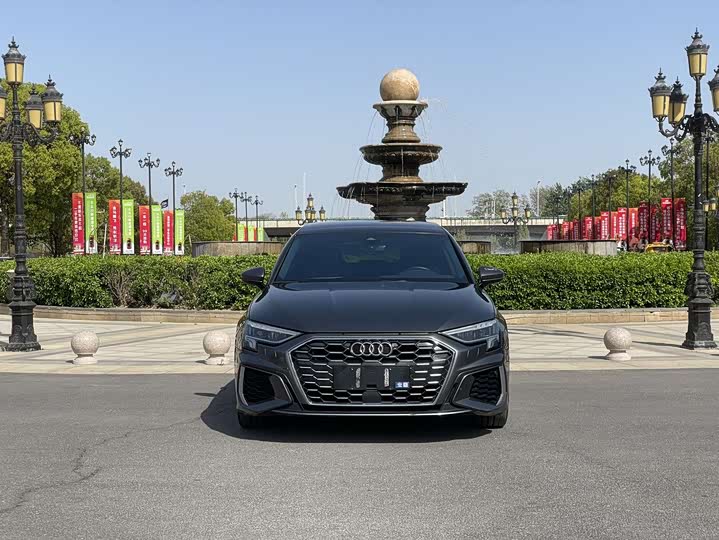 Фото 2 - Audi A3
