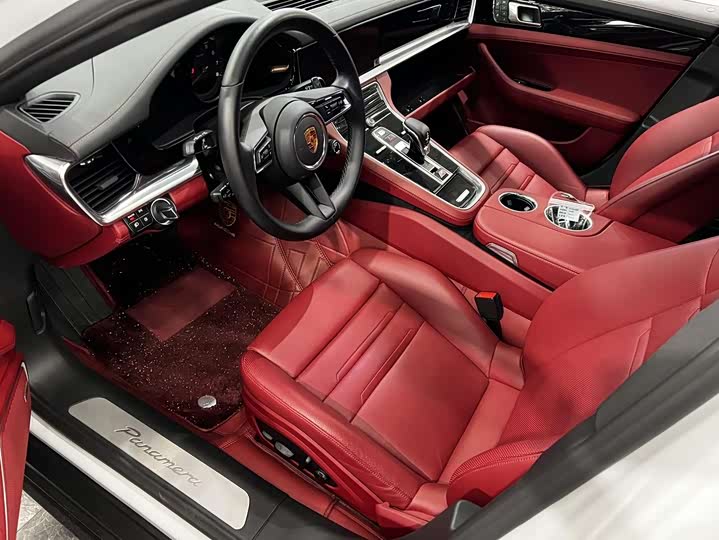 Фото 5 - Porsche Panamera