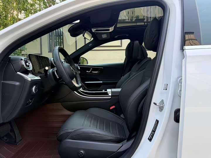 Фото 4 - Mercedes-Benz C-Class