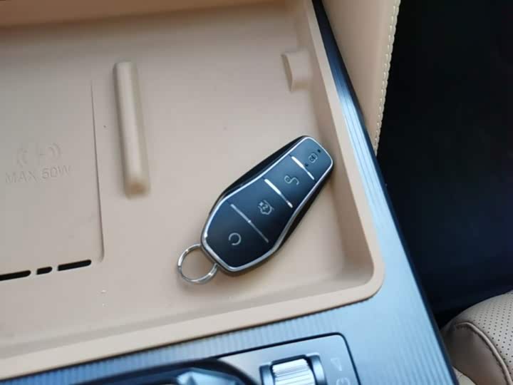 BYD Song L DM-i Hybrid 2024 2024款 112km 超越型