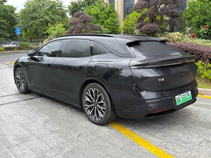 Zeekr 007 GT 2025 2025款 后驱智驾版 75kWh
