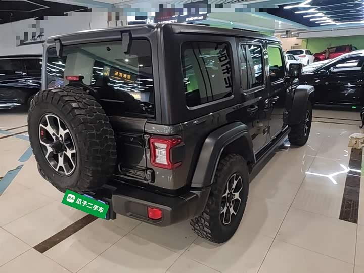 Jeep Wrangler 2021 2021款 2.0T 罗宾汉四门版