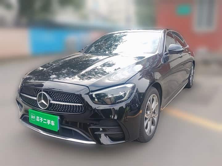 Фото 2 - Mercedes-Benz E-Class