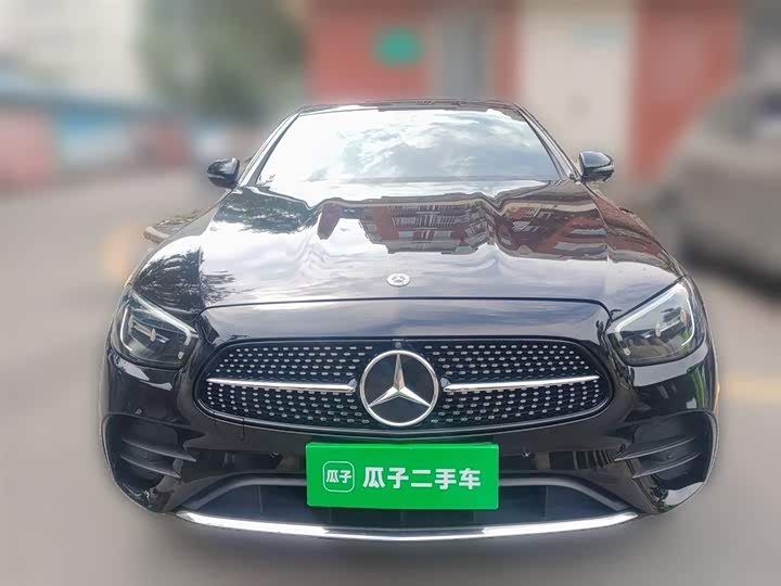 Фото 3 - Mercedes-Benz E-Class