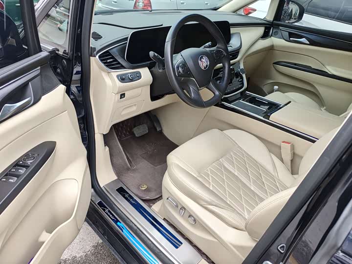 Фото 3 - Buick GL8 ES
