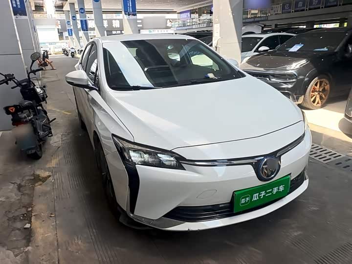 Фото 4 - Buick Velite 6