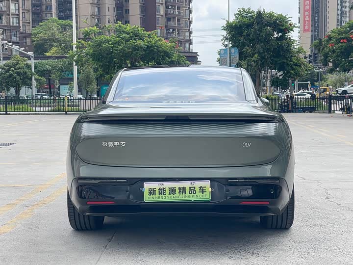 Zeekr 007 2025 2025款 长续航四驱智驾版 100kWh
