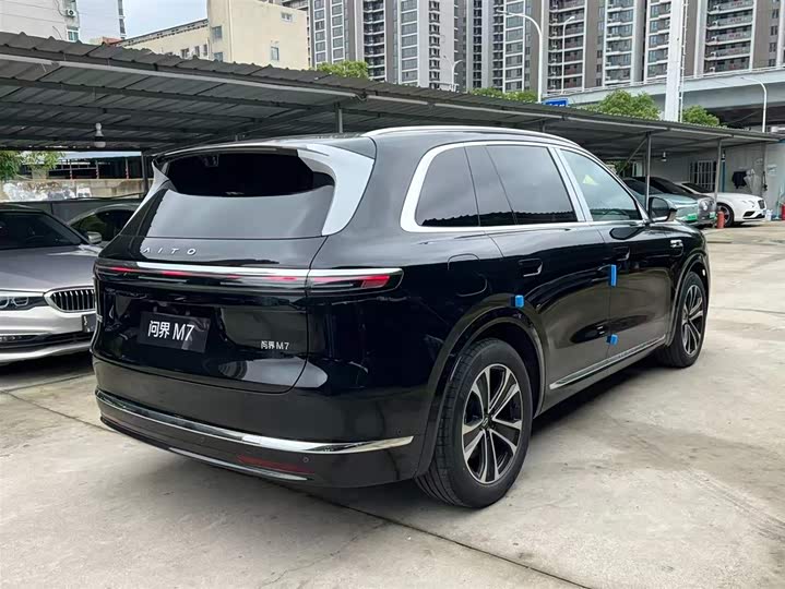 Aito M7 2026 2026款 增程 Max长续航版 6座(192线激光雷达）