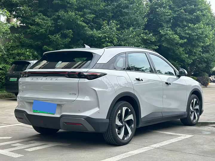 BAIC Arcfox Alpha T5 2026 2026款 增程 1215 元境智行版