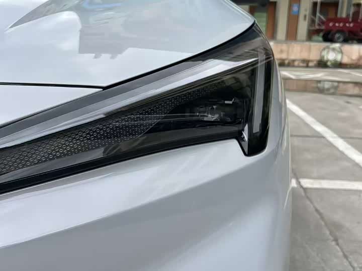 BAIC Arcfox Alpha T5 2026 2026款 增程 1215 元境智行版