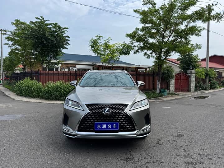 Фото 2 - Lexus RX